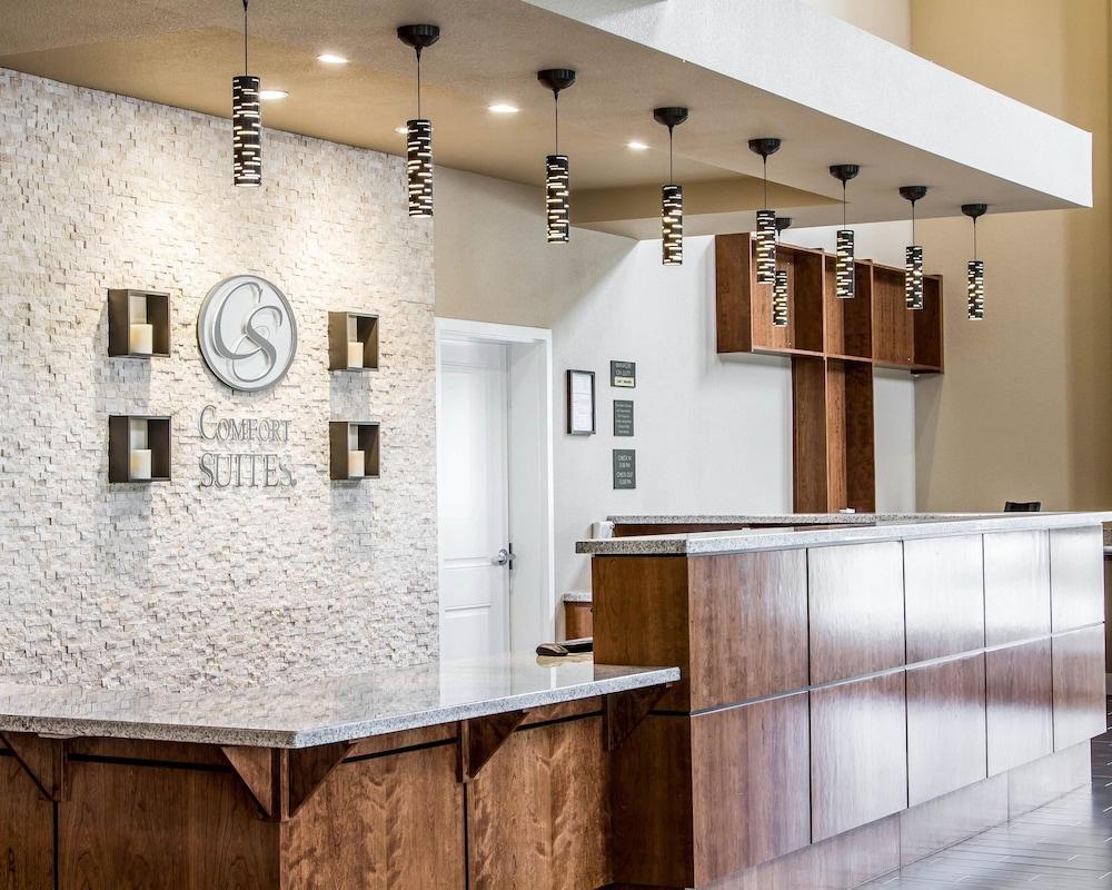 Comfort Suites Woodland - Sacramento Airport photo 2