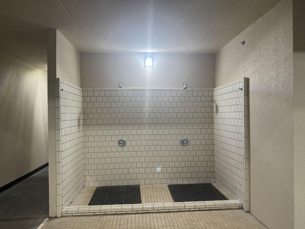 Motel 6 Savannah, GA- Gateway & I-95 photo 19