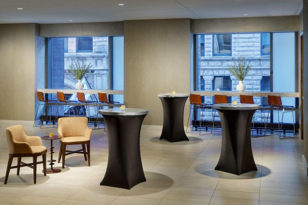 Springhill Suites by Marriott Chicago Downtown/ River North photo 31