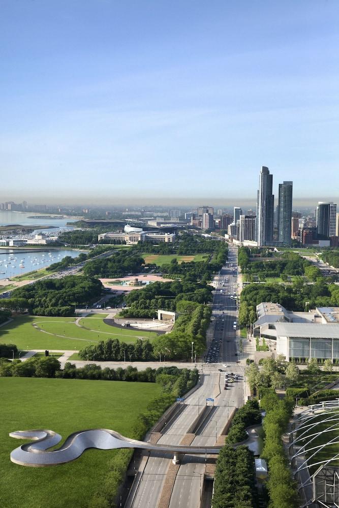 Fairmont Chicago at Millennium Park photo 18