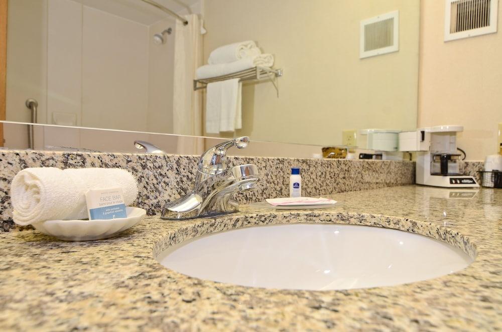Best Western Plus Richmond Indiana I-70 photo 19