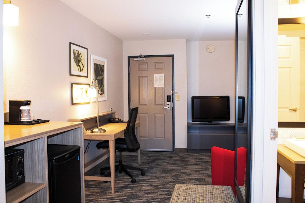 Country Inn & Suites by Radisson, Carlisle, PA photo 4