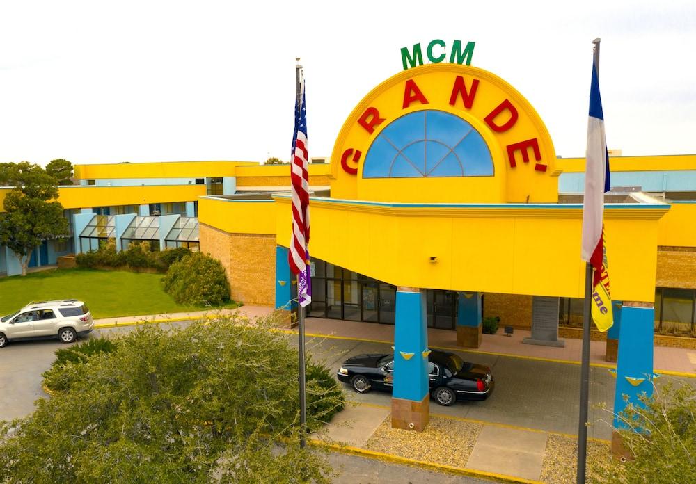 MCM Grande Hotel FunDome Odessa photo 1
