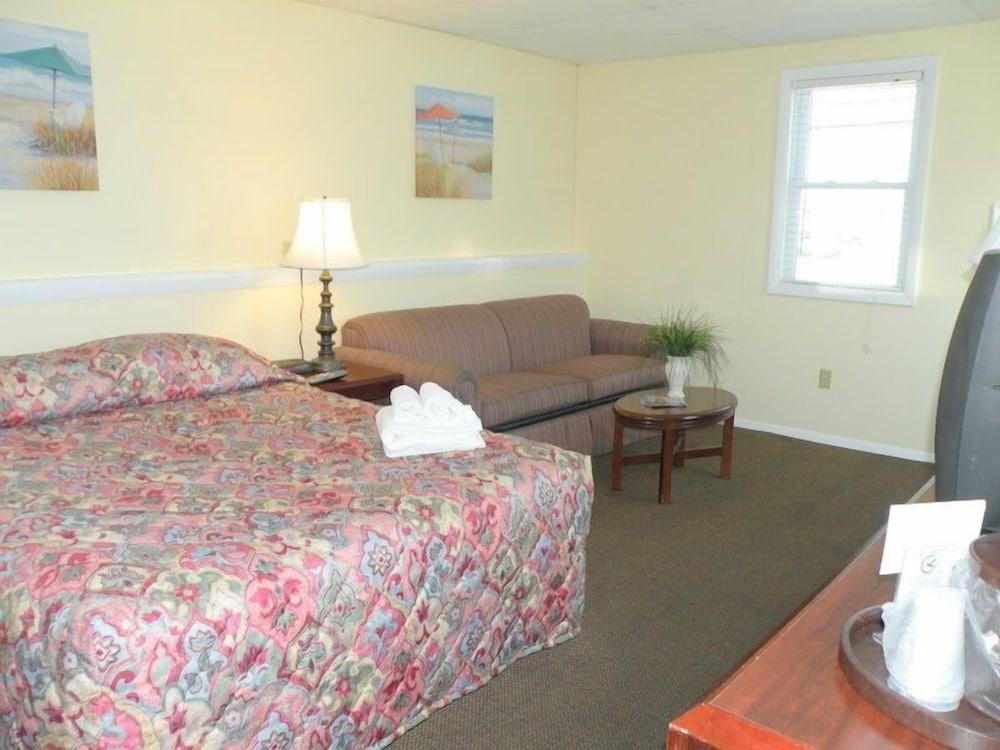 The Pelham Resort Motel photo 35