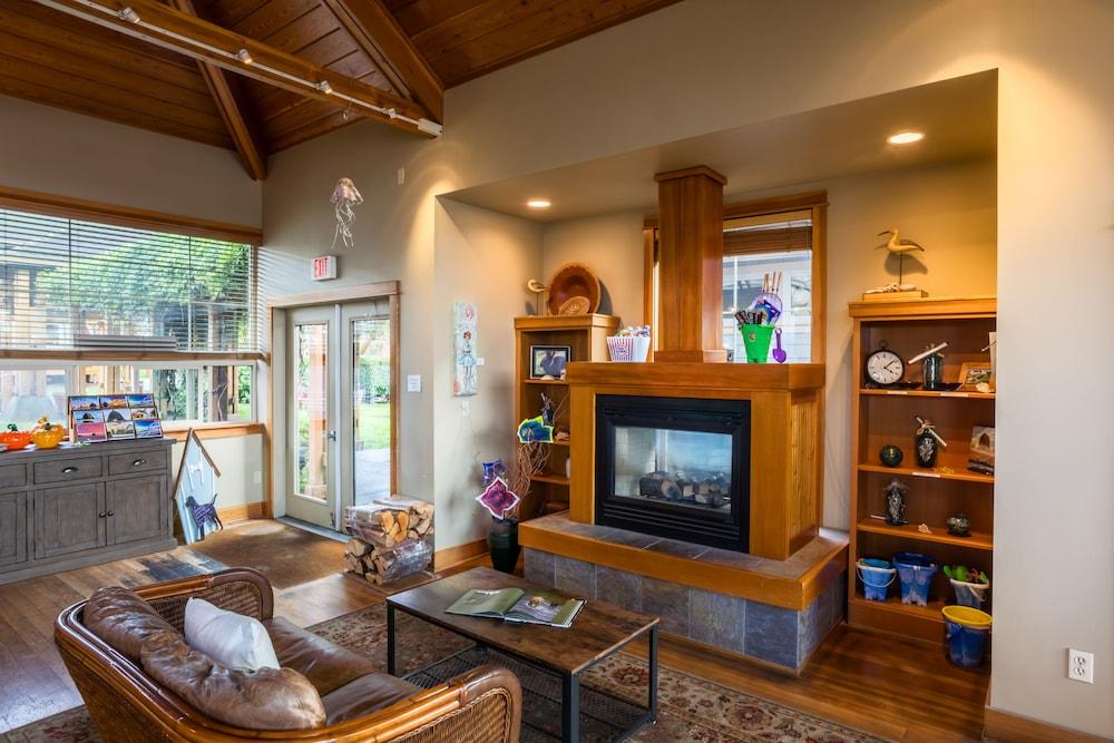 Inn at Cannon Beach photo 2