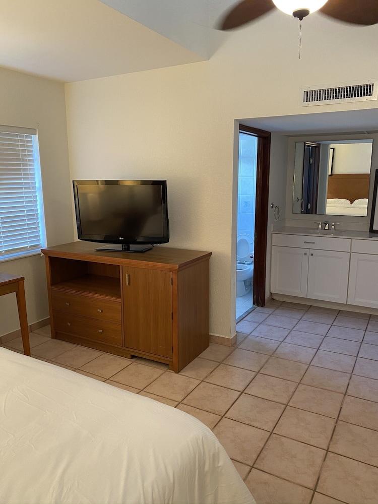Bahia Bay Resort photo 5