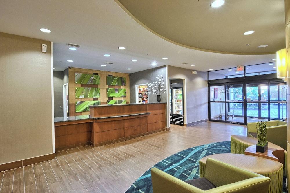 SpringHill Suites Detroit Southfield photo 2