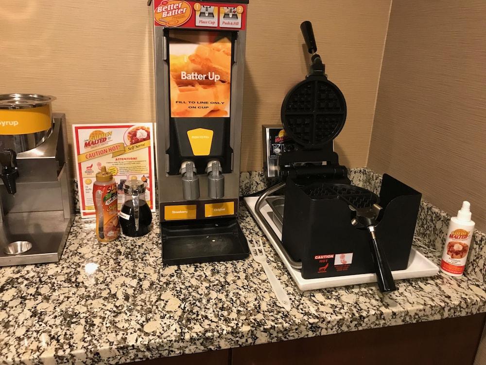 Heartland Inn and Suites photo 23
