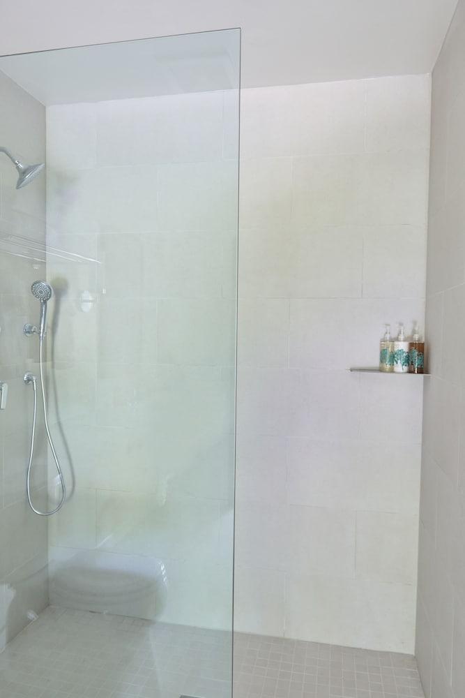 The Hampton Maid photo 32