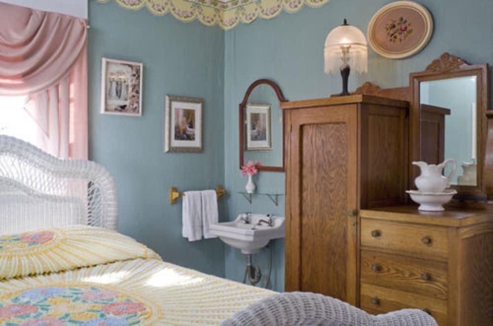 The Bayberry Inn photo 6