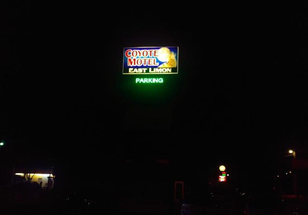 Coyote East Motel photo 12