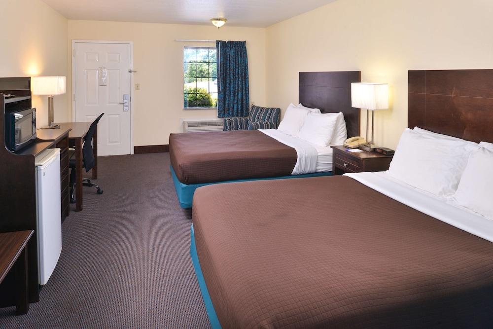 Americas Best Value Inn Batesville photo 12