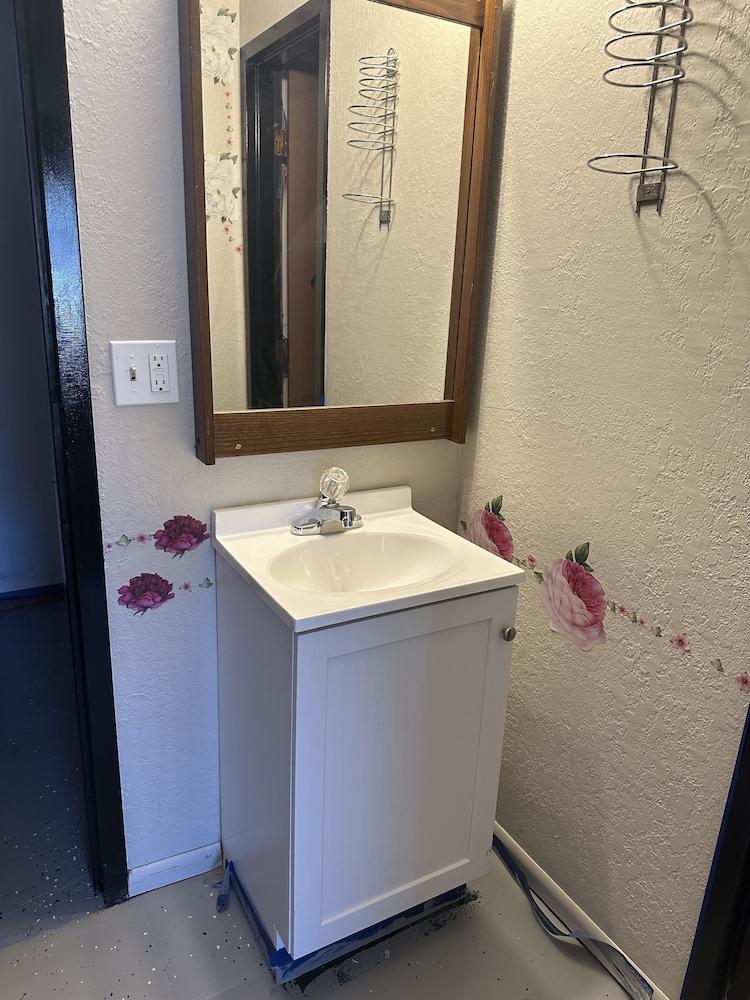 J-E Hotel & Suites photo 17