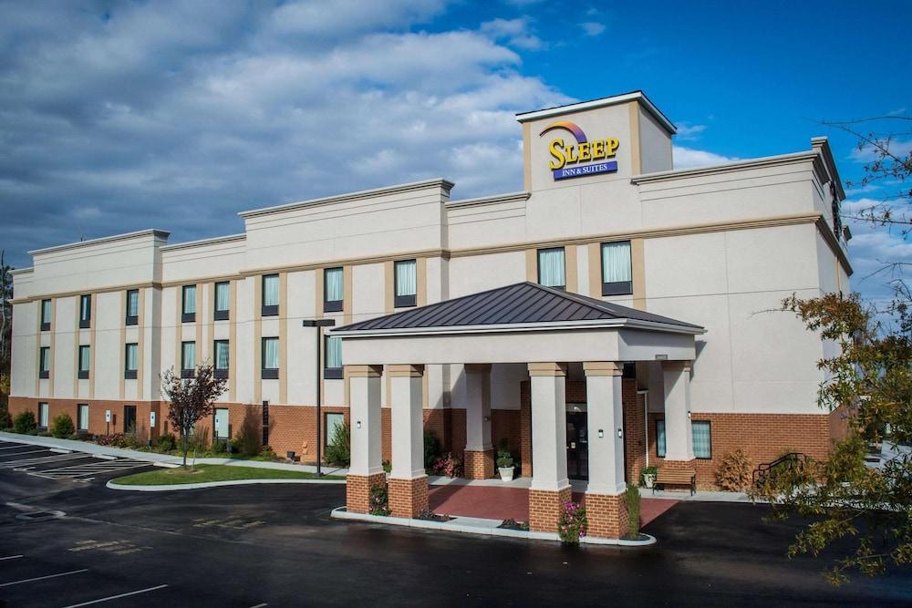 Sleep Inn And Suites photo 27