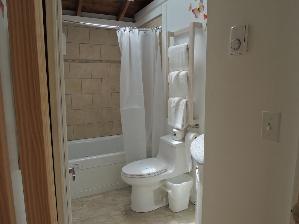 Shorelands Guest Resort and Cottages photo 6