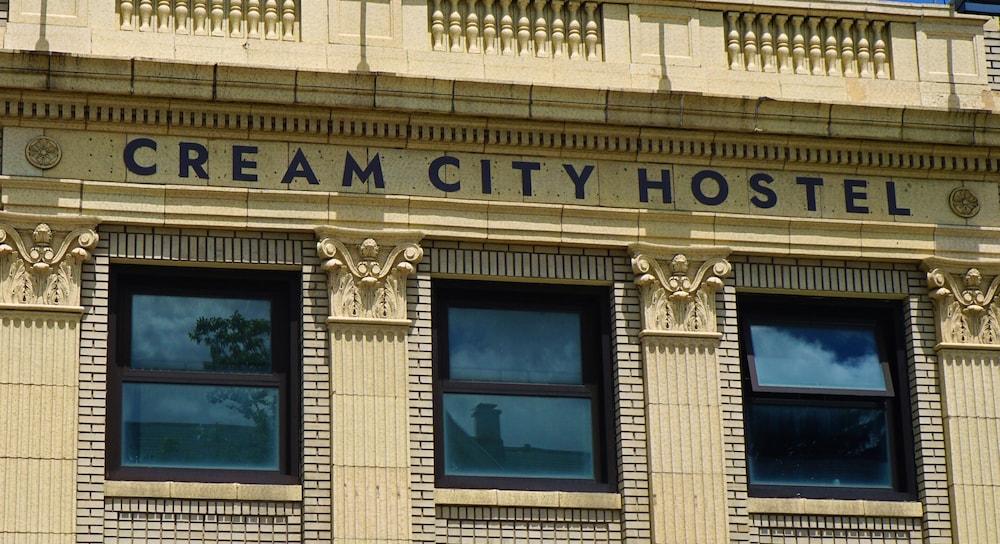 Cream City Hostel photo 1