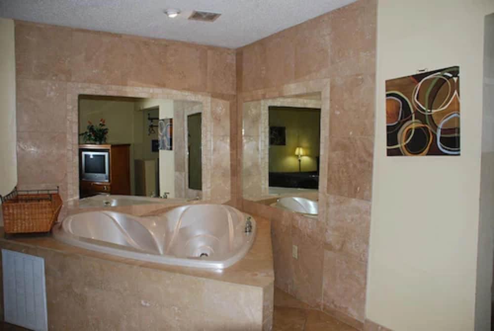 Chief Motel photo 6