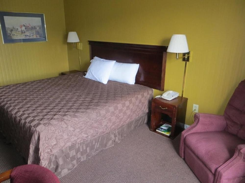 Americourt Hotel photo 16