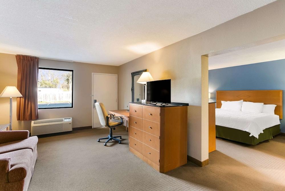Dutchland Motel photo 20