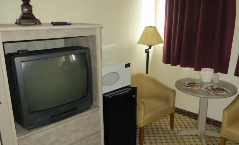 Amber Inn photo 12