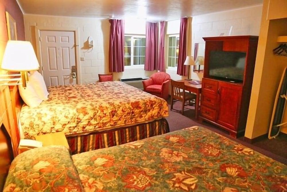 Economy Inn photo 4