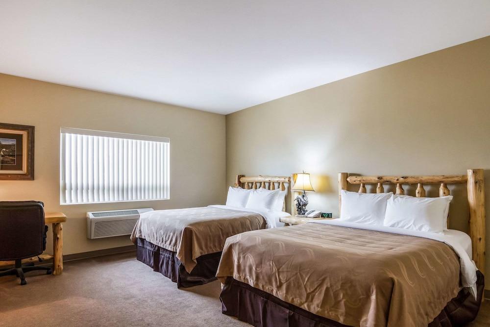 Quality Inn Selah North Park photo 11