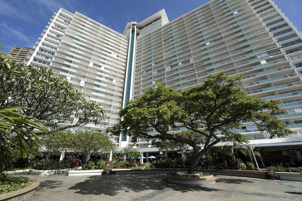 Ilikai Hotel & Luxury Suites photo 67