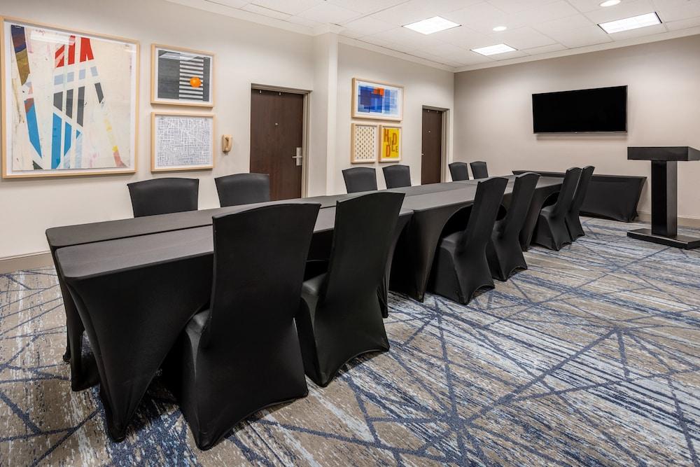 Holiday Inn Express Hotel & Suites New Tampa I-75 by IHG photo 33