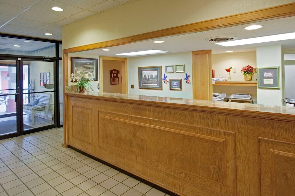 Americas Best Value Inn Grenada photo 5