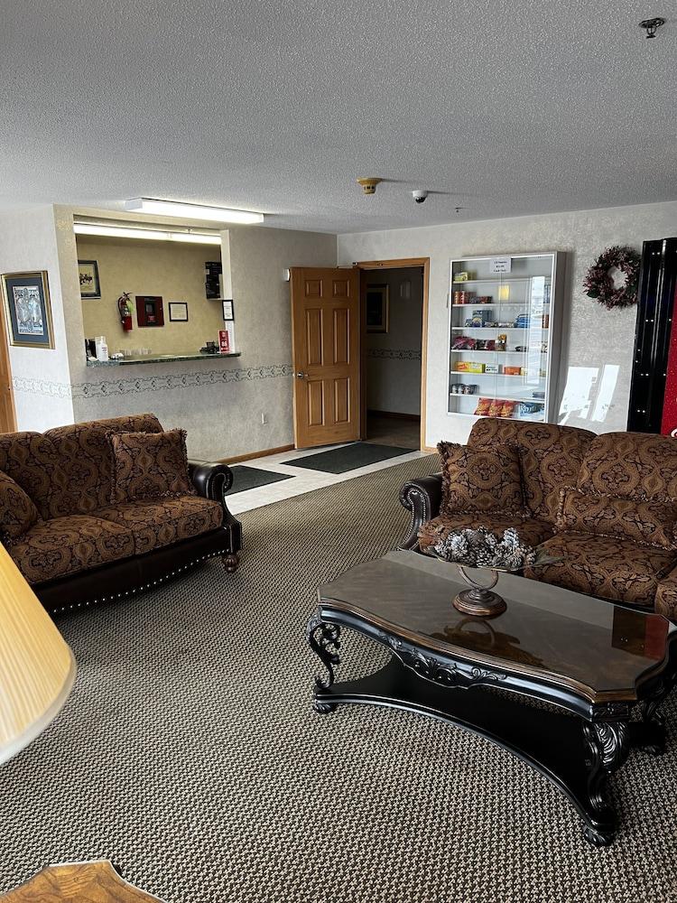 Budget Host Inn & Suites photo 29