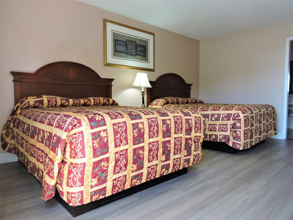 American Inn Motel photo 25