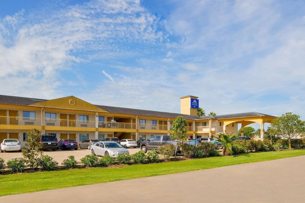 Americas Best Value Inn & Suites Waller Prairie View photo 29