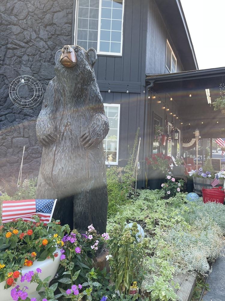 Chalet Motel Whitefish photo 40