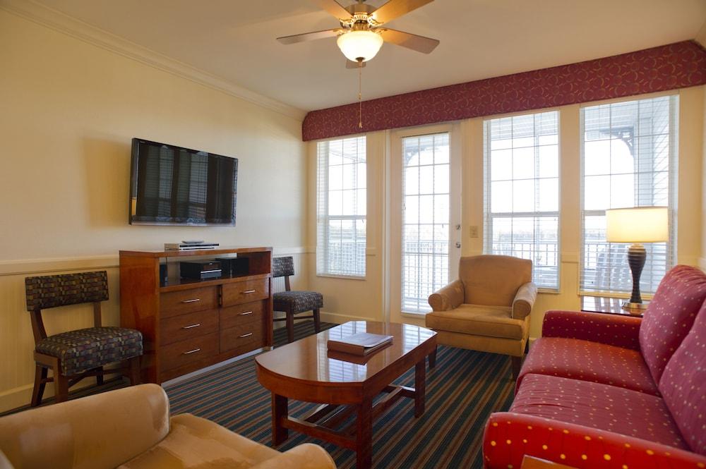 Hilton Vacation Club Grand Beach Orlando photo 28