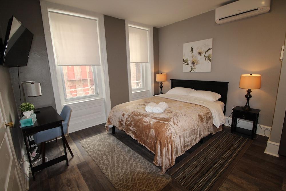 Midtown Suites photo 6