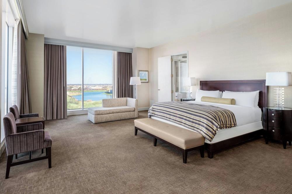 Renaissance Dallas North Hotel photo 41