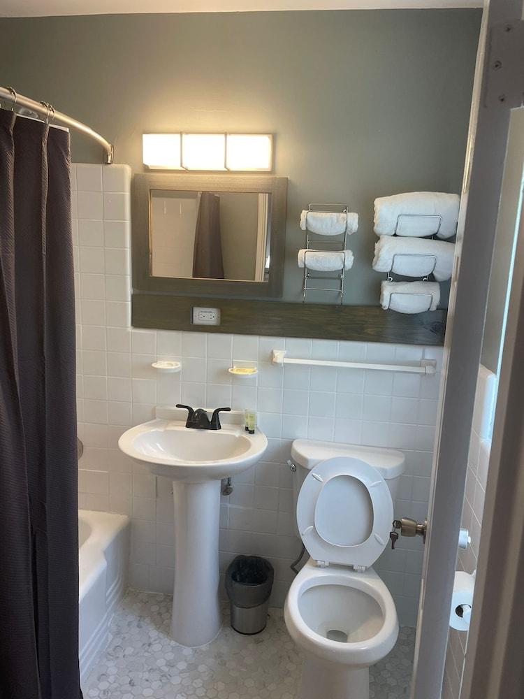 BlueGem Motel photo 57