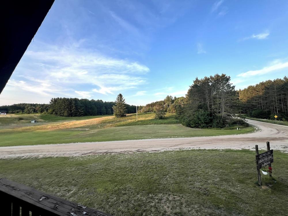 Lost Pines Lodge photo 39