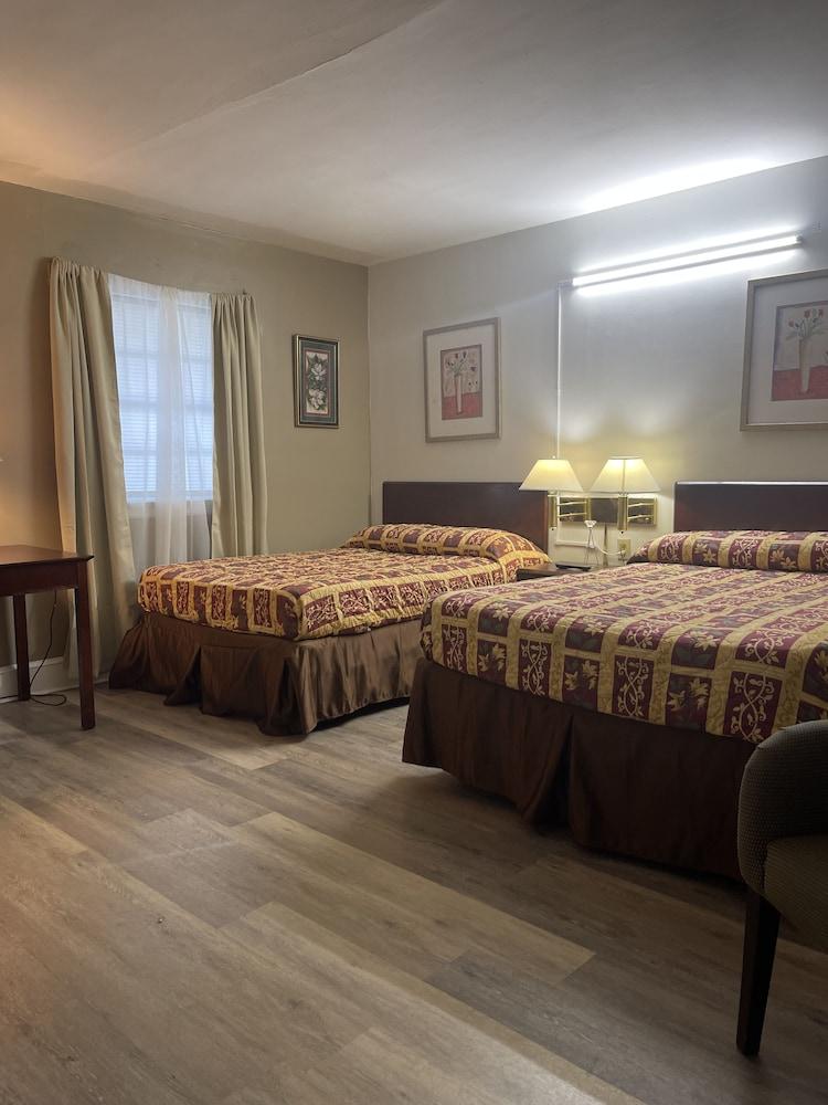 Travel Inn photo 13