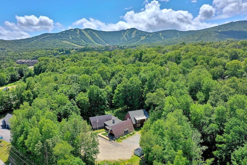 The Birch Ridge: Mission Room #2 - Queen Suite In Renovated Killington Lodge. Hot Tubs. 1 Bedroom Home photo 8
