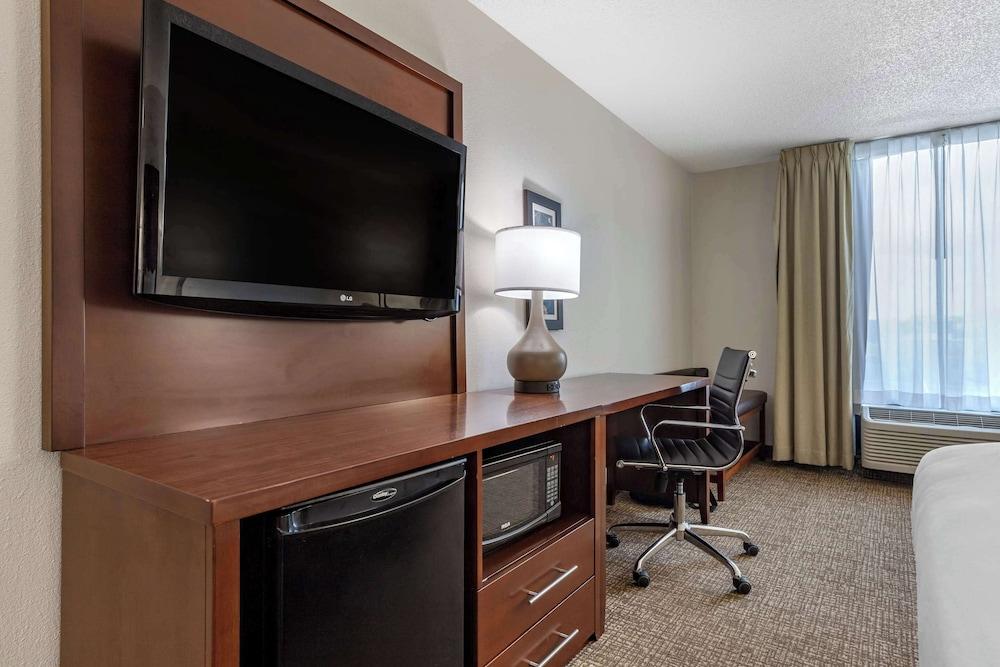 Comfort Inn Shelby photo 27