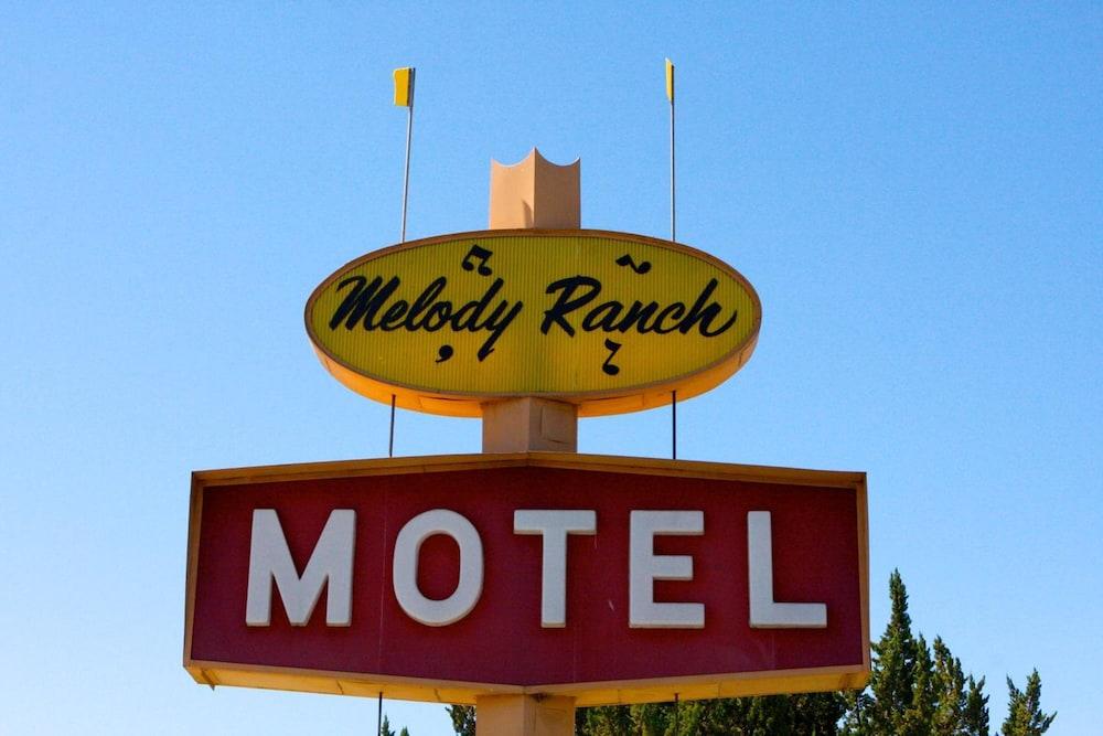 Melody Ranch Motel photo 54