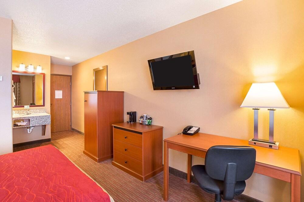 Quality Inn York photo 38