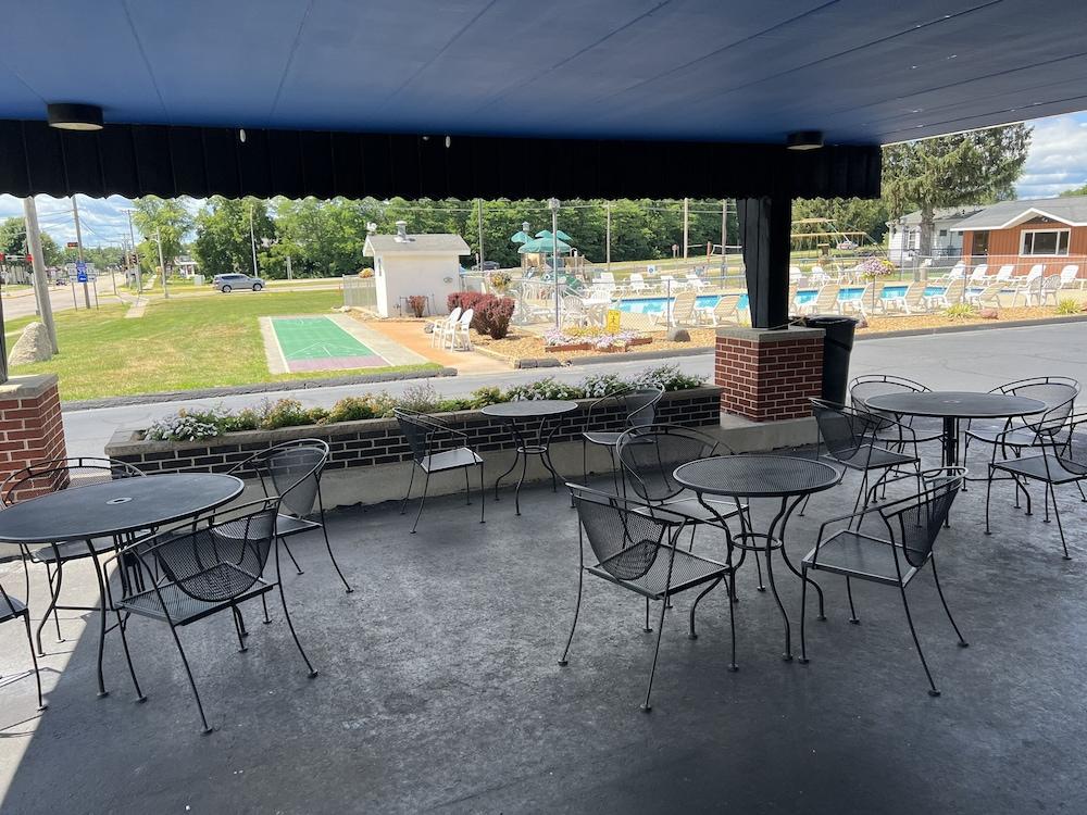 All Star Inn & Suites photo 81