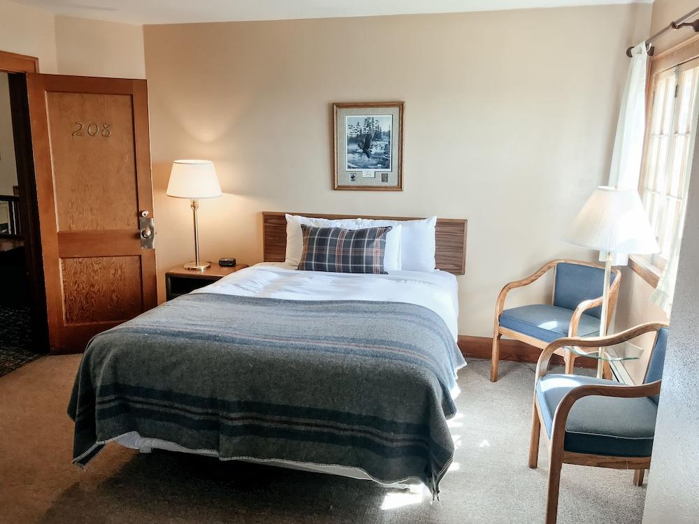 Cascade Lodge photo 51