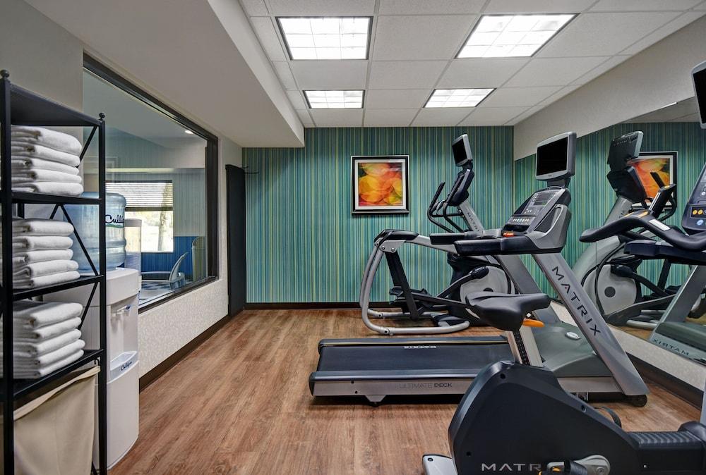 Holiday Inn Express Marshall by IHG photo 30