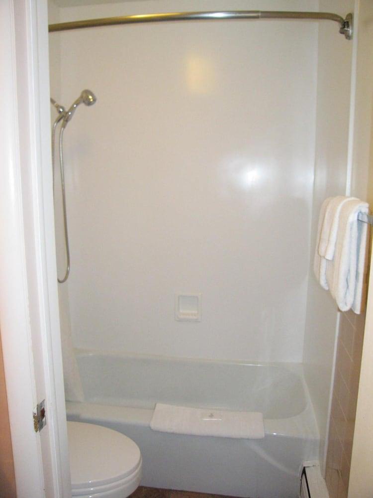 Travelers Lodge Motel Marshall photo 13