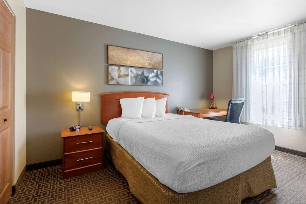 Suburban Studios Birmingham Homewood I-65 photo 16