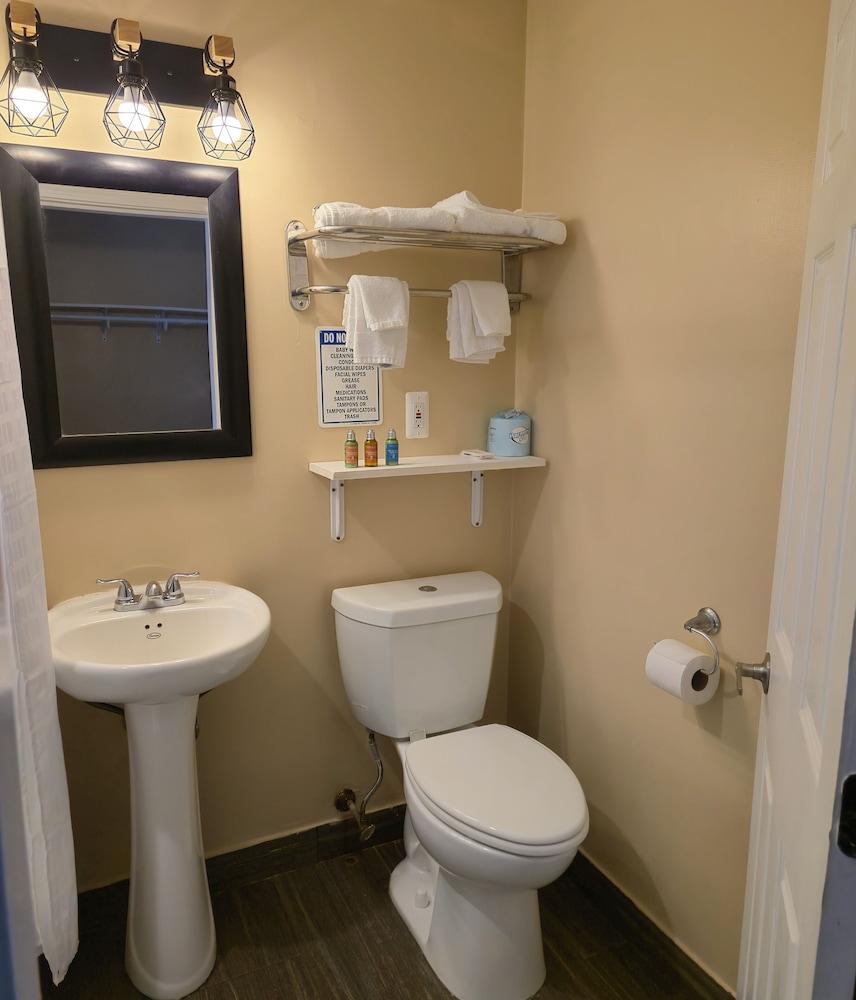 Nashoba Valley Inn & Suites photo 32