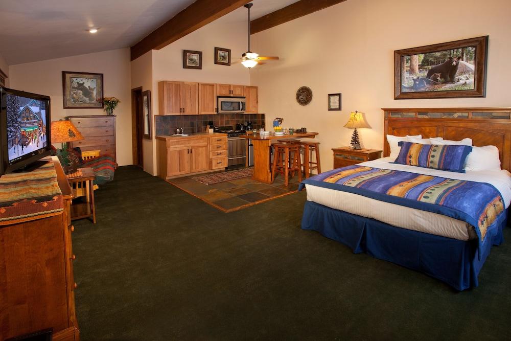 Cottam's Lodge by Alpine Village Suites photo 8